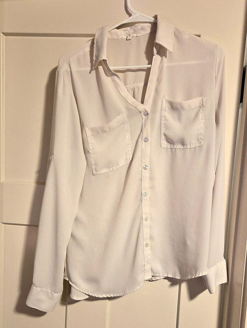 Maurices Button Down Shirt in White Size Medium